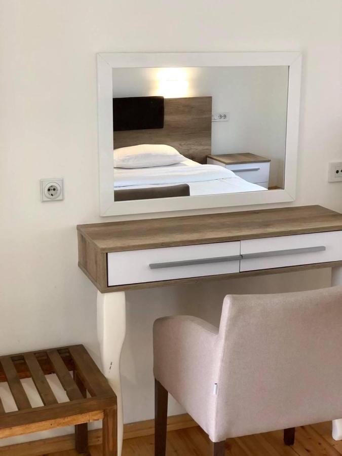 Konak Nestor Bungalows Скопье Экстерьер фото