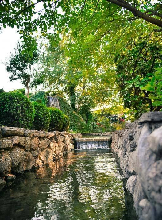 Konak Nestor Bungalows Скопье Экстерьер фото